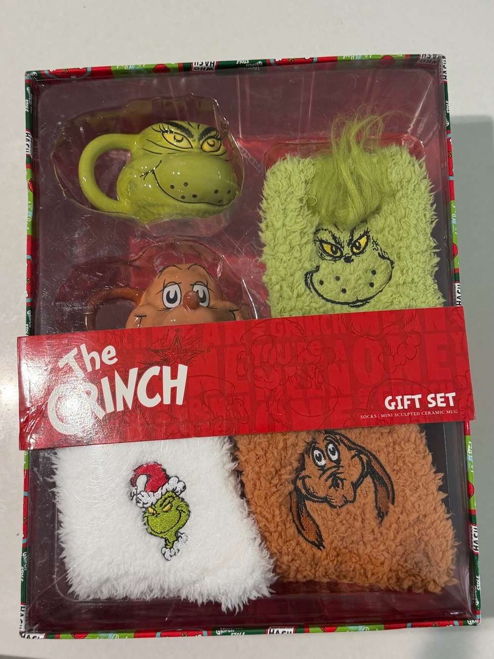 The Grinch Holiday Gift Set - Green Accent